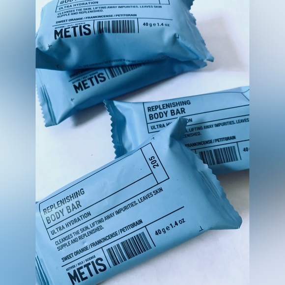 4 - Metis Replenishing Body Bar Soap Sweet Orange Frankincense Petitgrain new - Picture 1 of 4